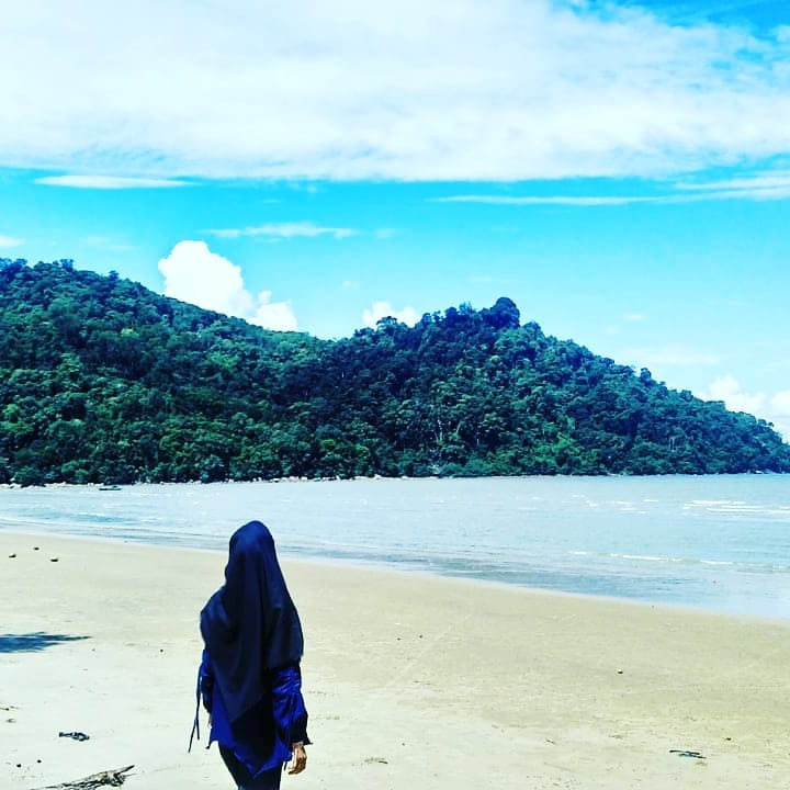 9 Wisata Pantai Yang Cantik Di Kalimantan Barat - Pariwisataku