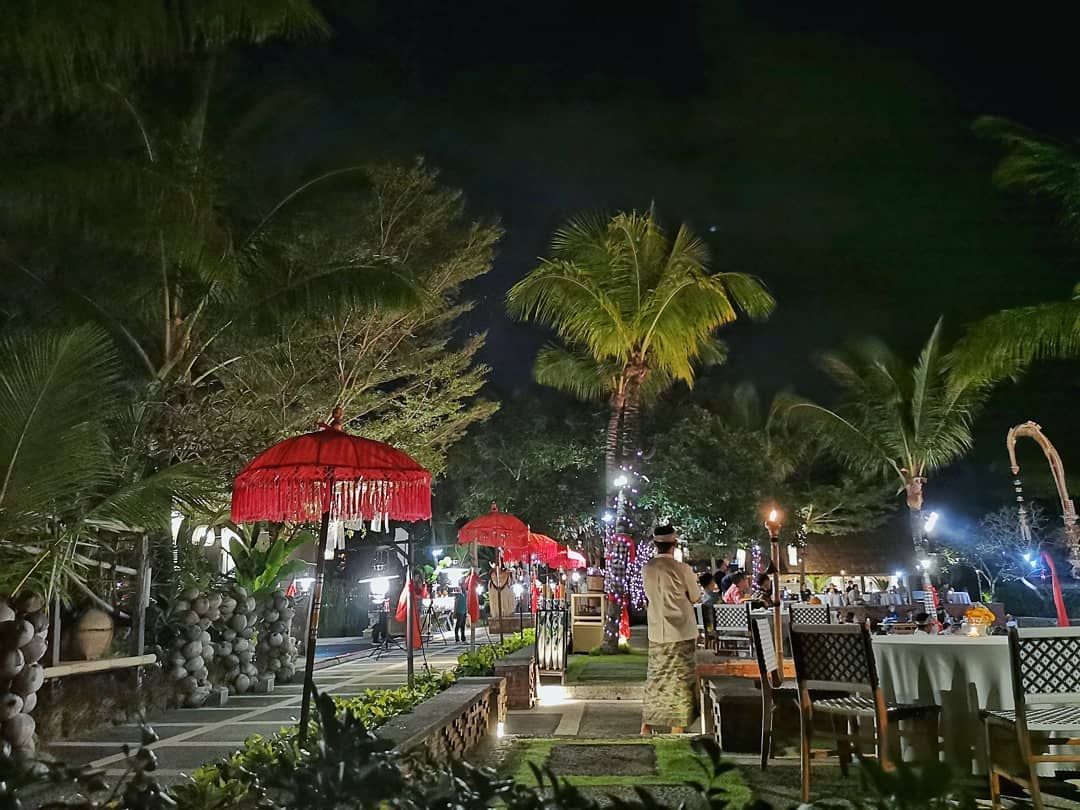 7 Tempat Makan Keluarga Terpopuler Di Bali - Pariwisataku