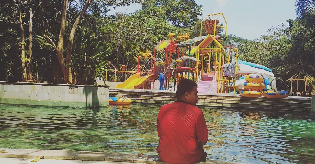 Review, Lokasi , Dan Harga Tiket Masuk Bugis Waterpark - Pariwisataku