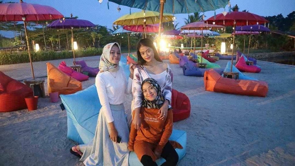 Review Lokasi Dan Tiket Masuk Coconut Island Carita Pariwisataku