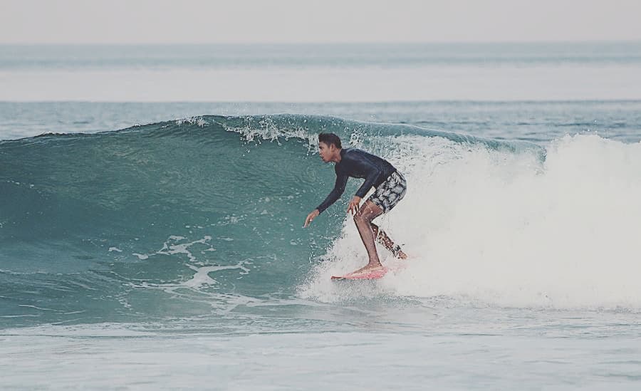 Menikmati Keindahan Dan Pesona Pantai Seminyak Bali Pariwisataku